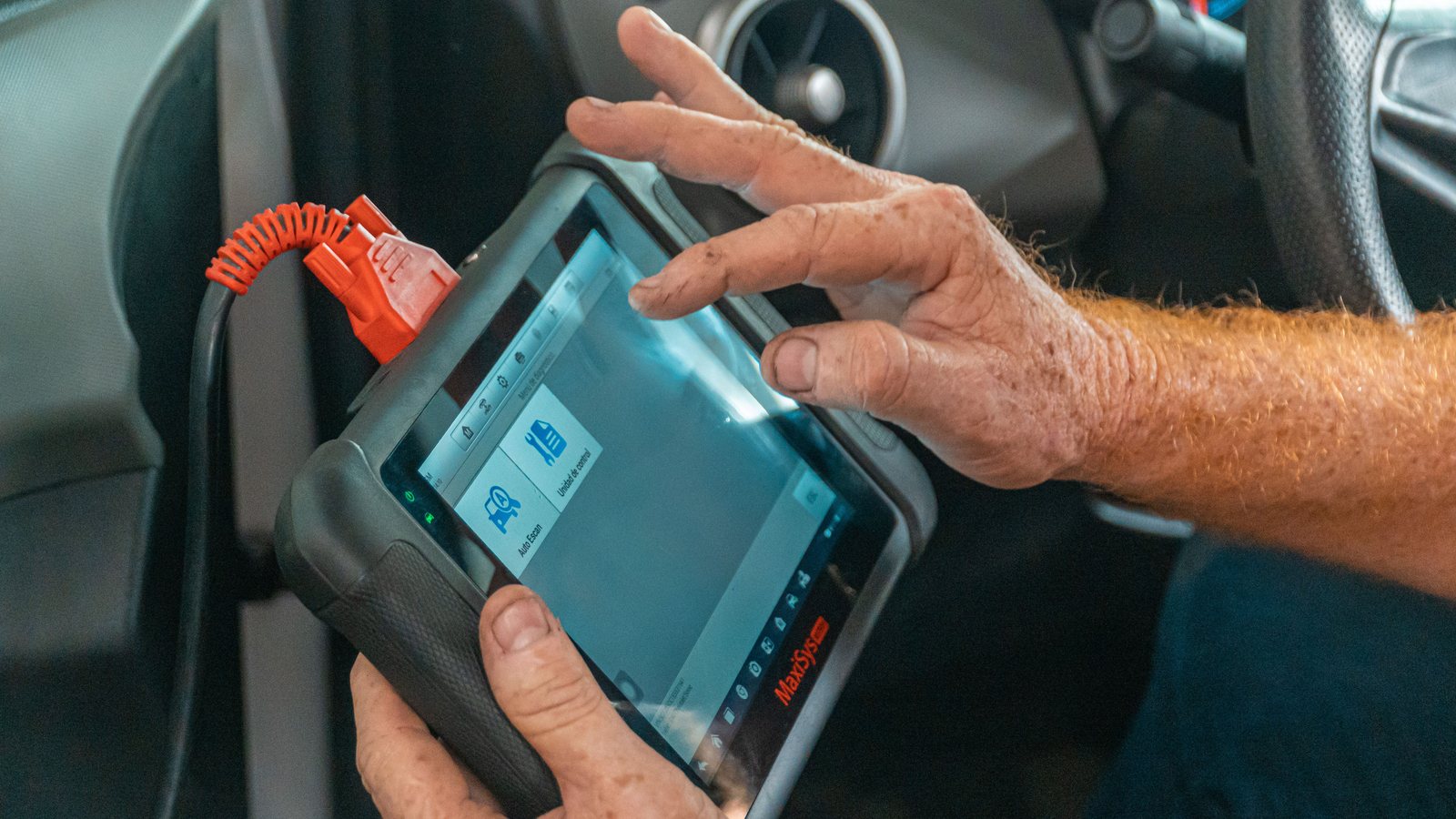 Automotive diagnostic equipment used for check engine light diagnosis in Apopka FL